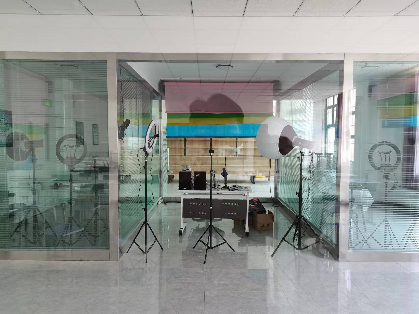 黉舍电商直播实训室