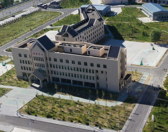 阿勒泰技工黉舍电商直播实训室